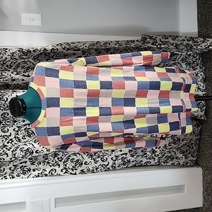If She Loves colorblock top